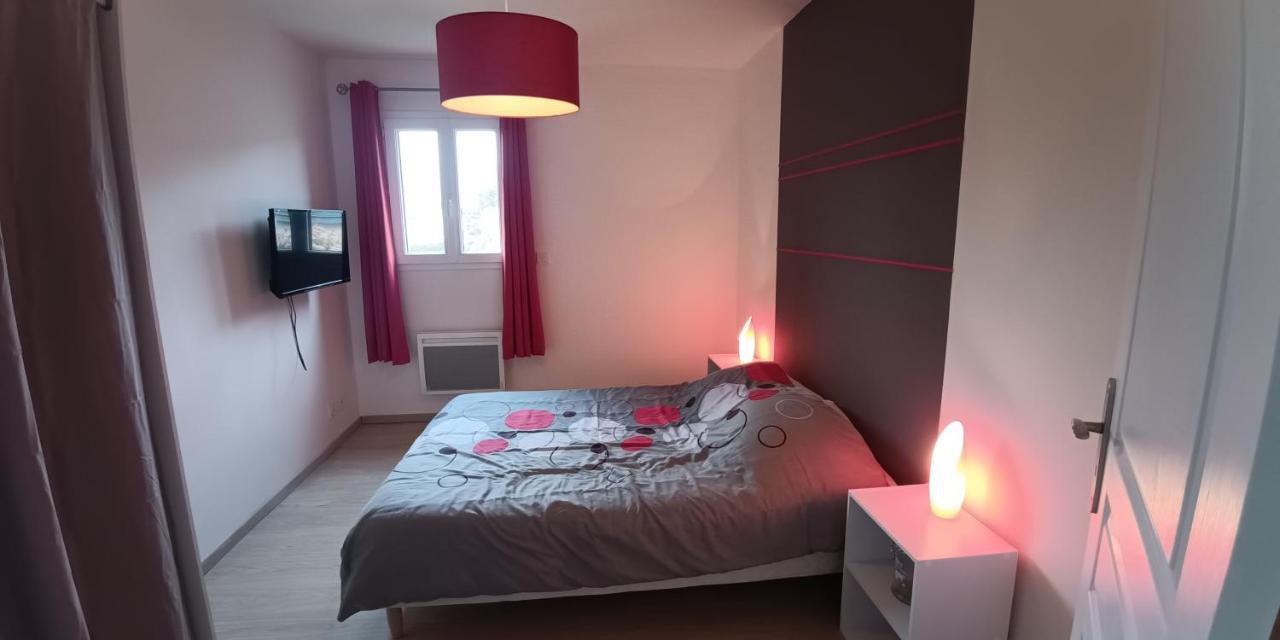 Grande Maison Entiere De 120M2 Epron Extérieur photo